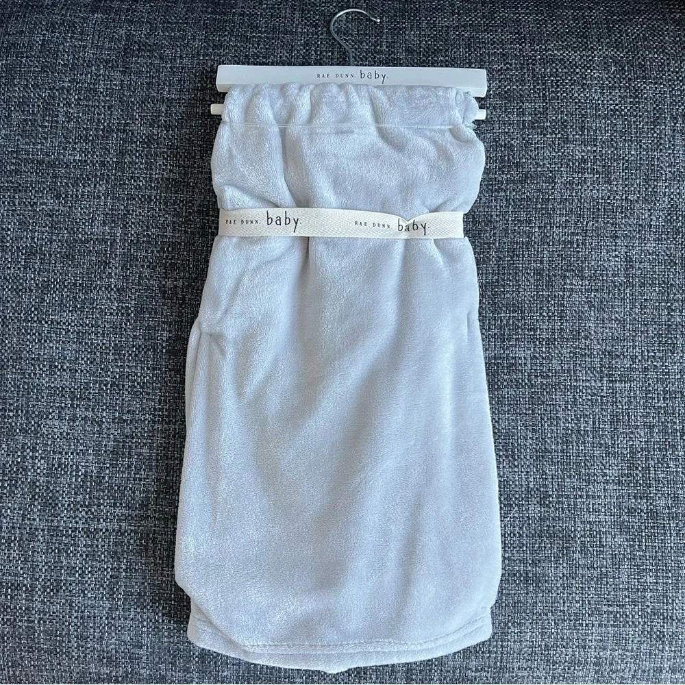 NWT Rae Dunn Grey ‘Snuggle Time’ Baby Blanket